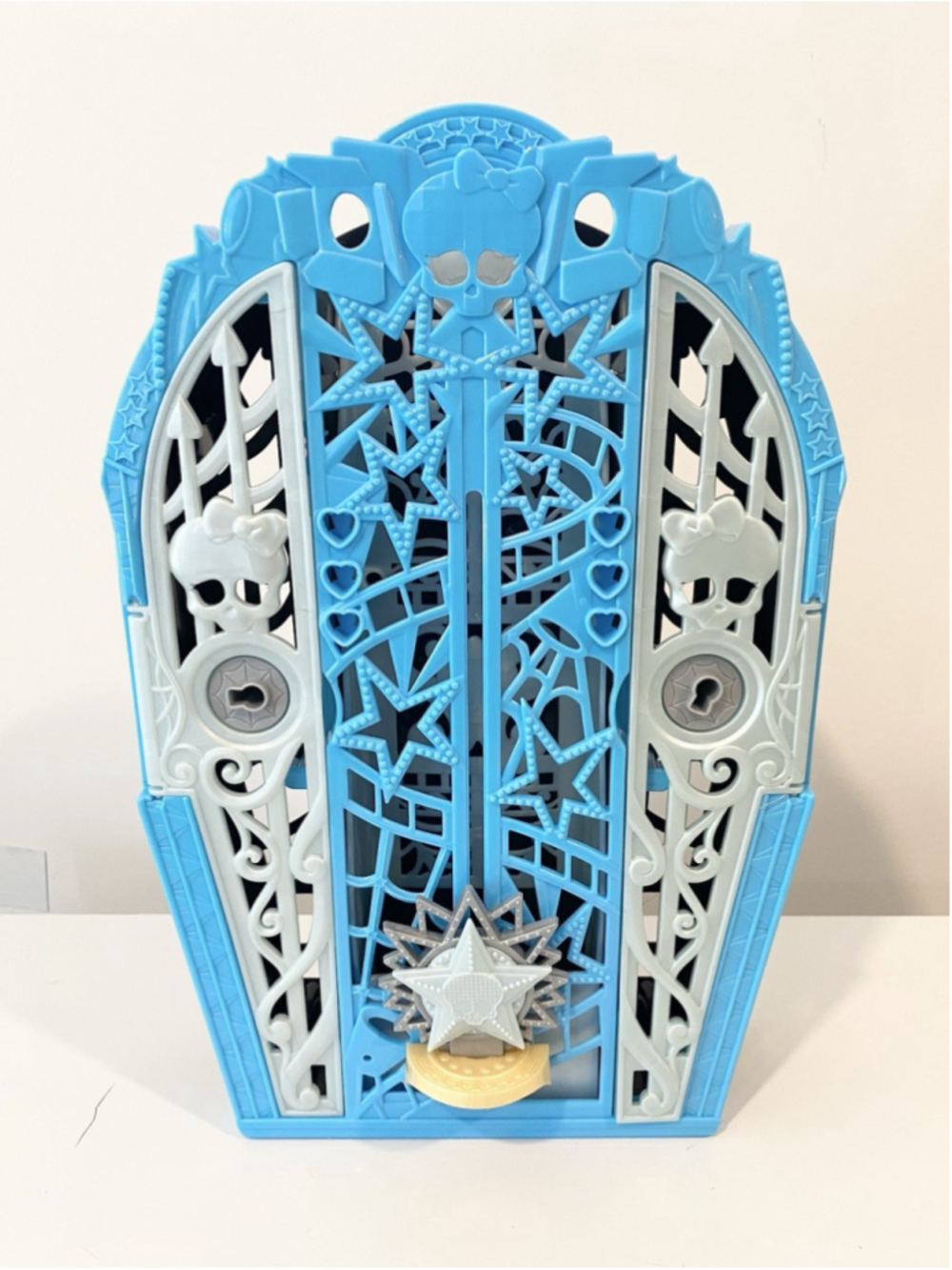 Monster High Skulltimate Secrets Hauntlywood Mysteries Frankie Stein Locker Case